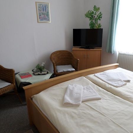 Hotel Zur Sonne Cottbus Bagian luar foto