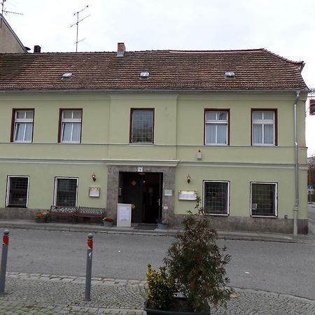 Hotel Zur Sonne Cottbus Bagian luar foto