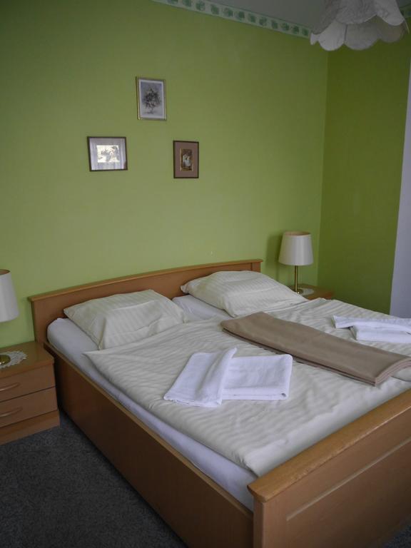 Hotel Zur Sonne Cottbus Ruang foto