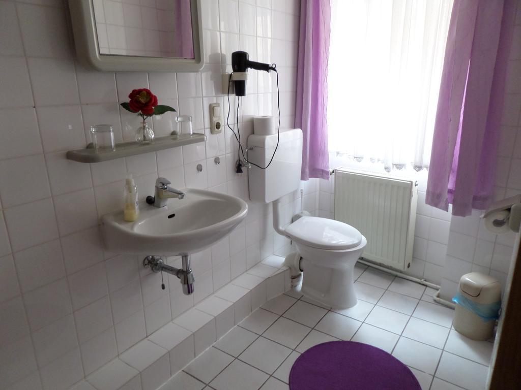 Hotel Zur Sonne Cottbus Bagian luar foto